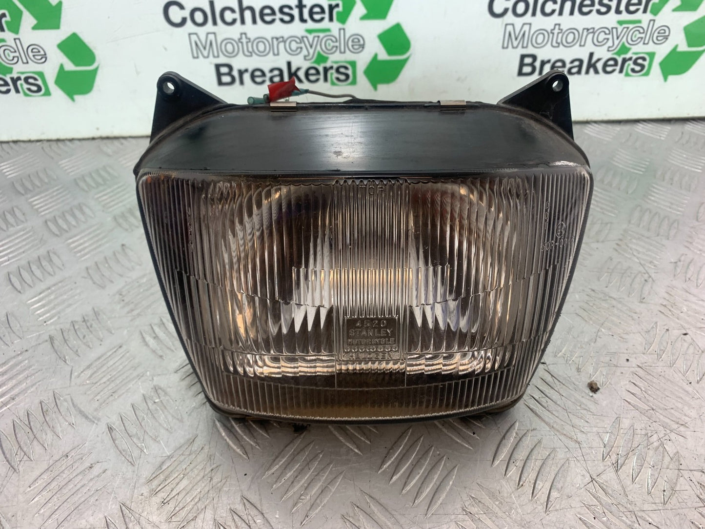 KAWASAKI GPZ600 GPZ 600 HEADLIGHT  YEAR 1988-90 (CMB1258)