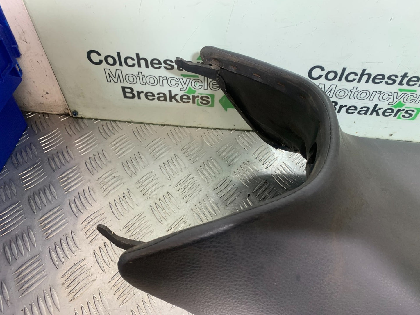 HONDA ST1100 PAN EUROPEAN SEAT  YEAR 1993-2001 (CMB1195)