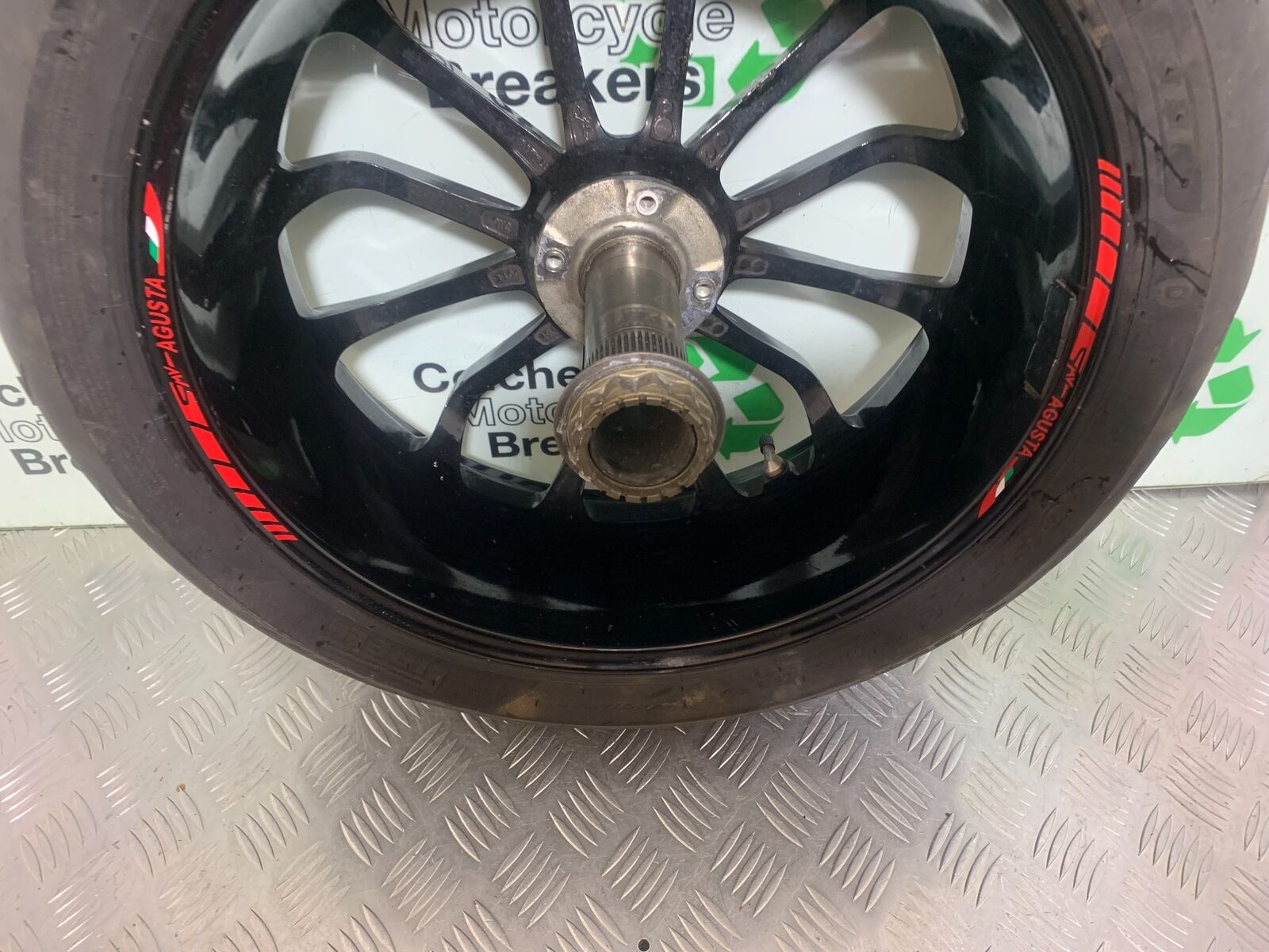 MV AGUSTA TURISMO VELOCE 800 REAR WHEEL  YEAR 2014-17 (CMB1051)