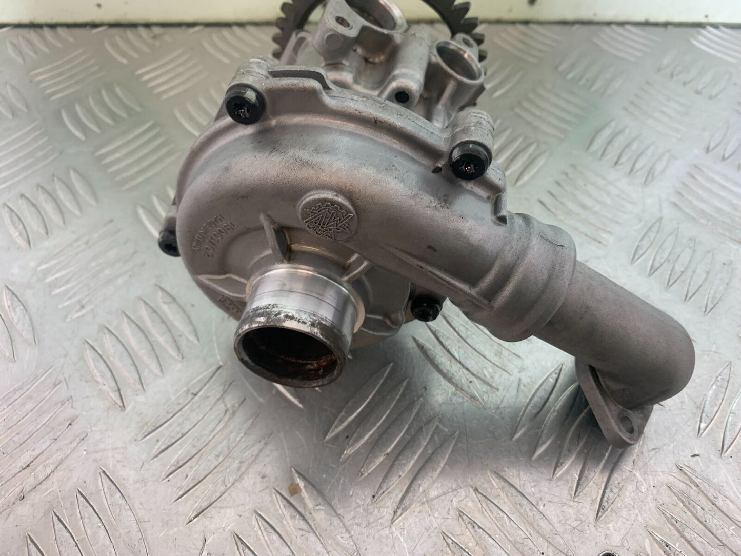 MV AGUSTA TURISMO VELOCE 800 OIL PUMP YEAR 2014-17 (CMB1051)