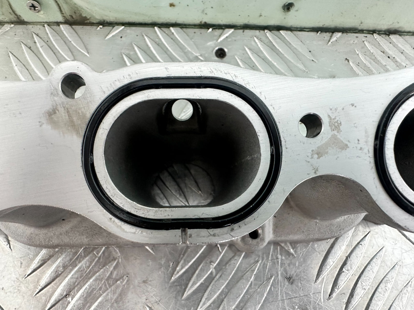 TRIUMPH TRIDENT 660 INLET MANIFOLD YEAR 2021-2024 (CMB1148)