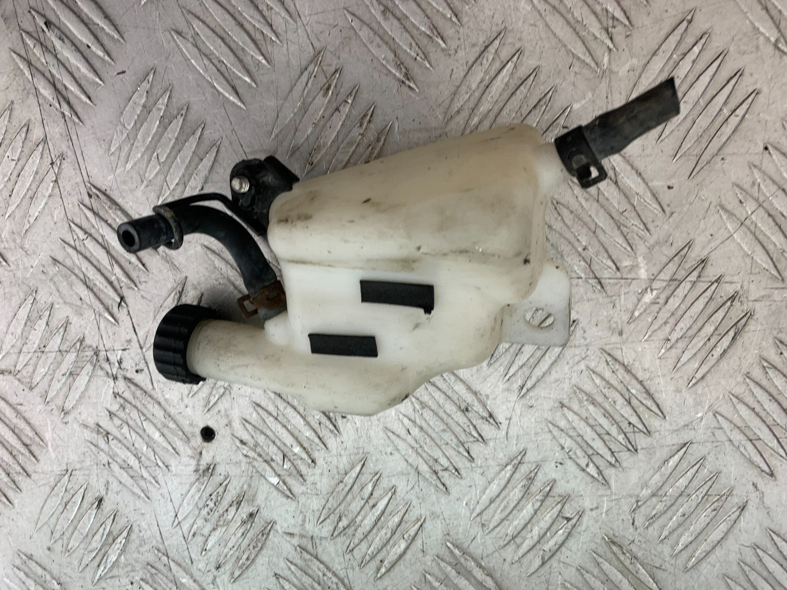 KTM DUKE 125 COOLANT BOTTLE   YEAR 2012-2016 (CMB1317)