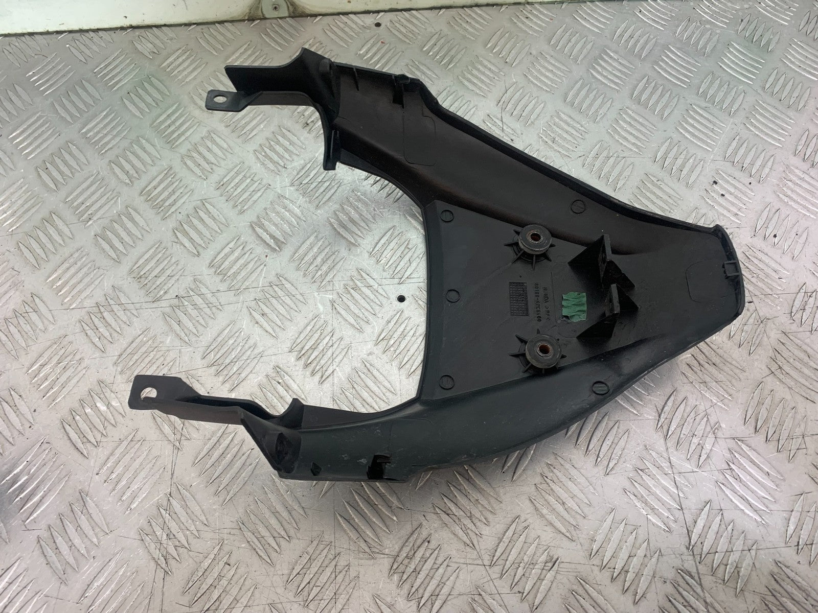 HONDA XL125 VARADERO TAIL PIECE  YEAR 2001-2006  (CMB1210)