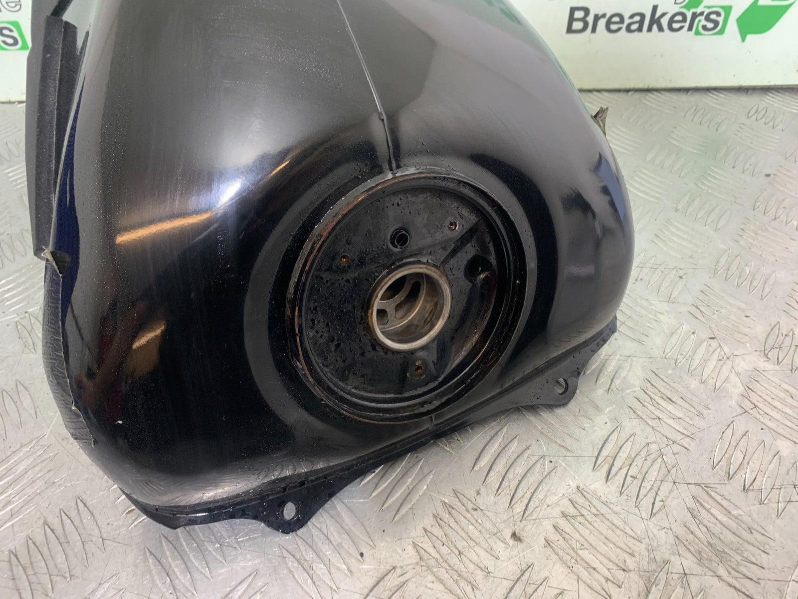 HONDA CBR1000 rr FIREBLADE PETROL TANK  YEAR 2012-2016 (CMB1198)