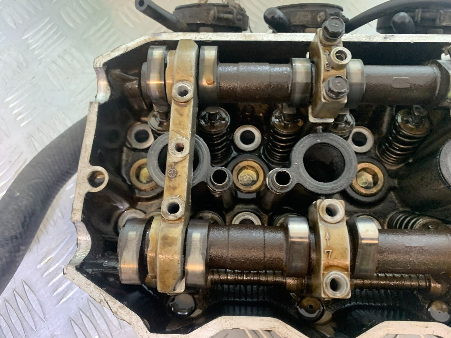 KAWASAKI ZZR1100 D CYLINDER HEAD AND CAMS  YEAR 1999 (STOCK 648)