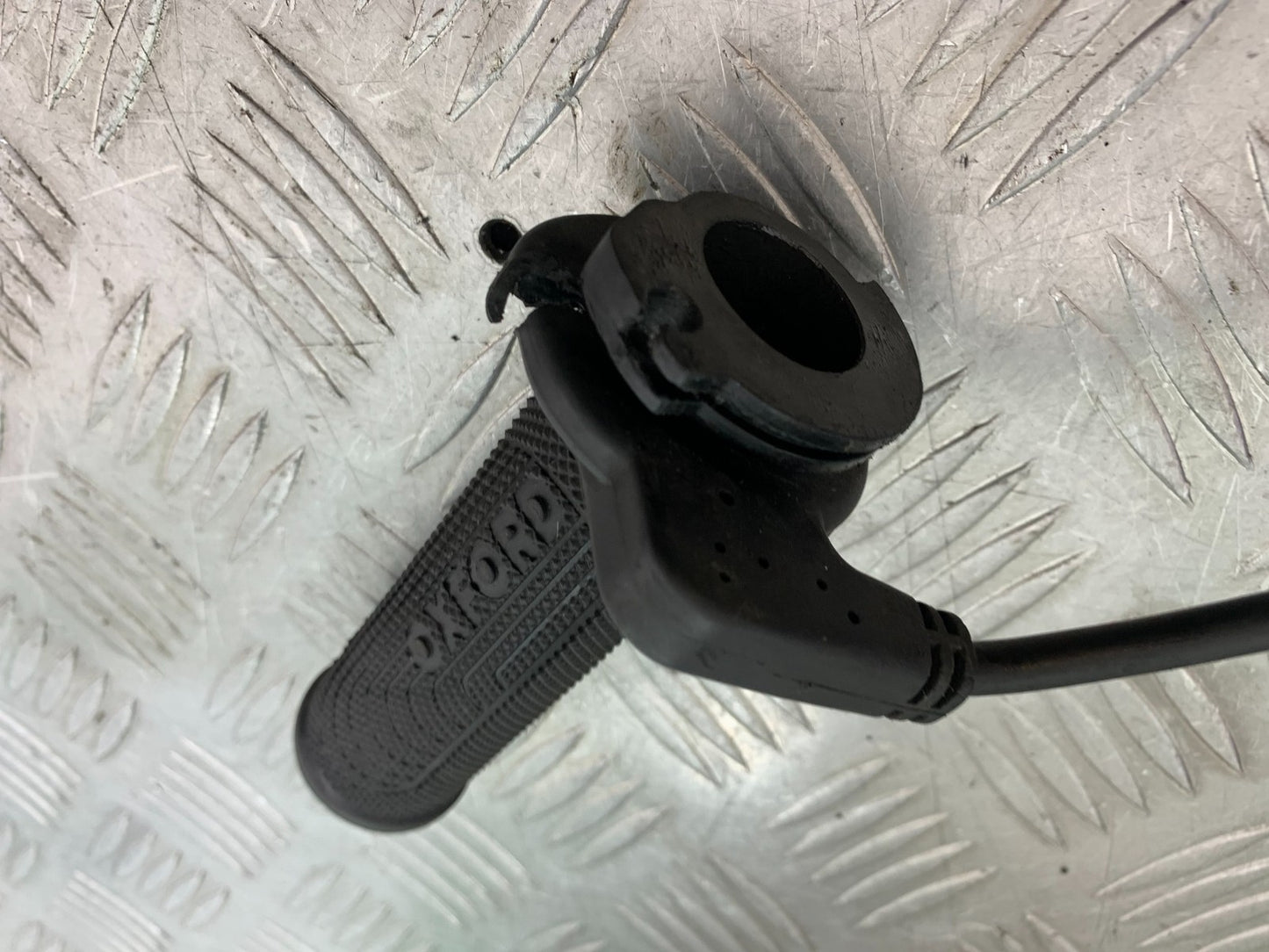 KTM 125 DUKE THROTTLE TWIST GRIP  YEAR 2018-2023 (CMB1185)