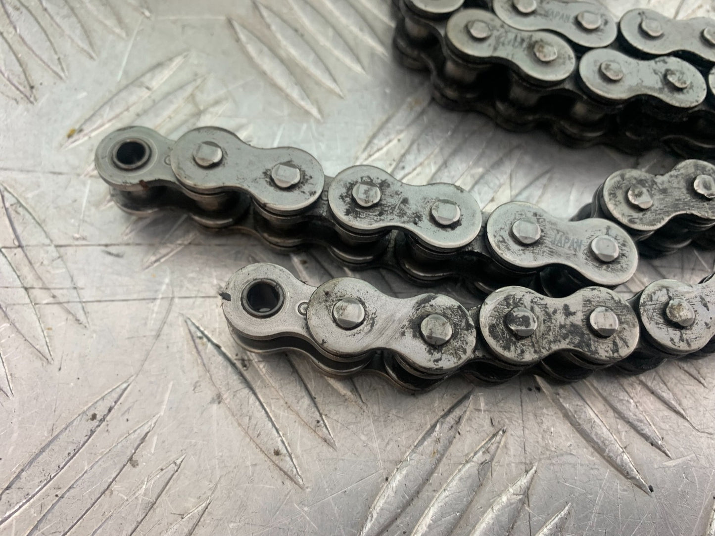 YAMAHA XSR900 XSR 900 CHAIN (USED)  YEAR 2022-2024 (CMB1215)