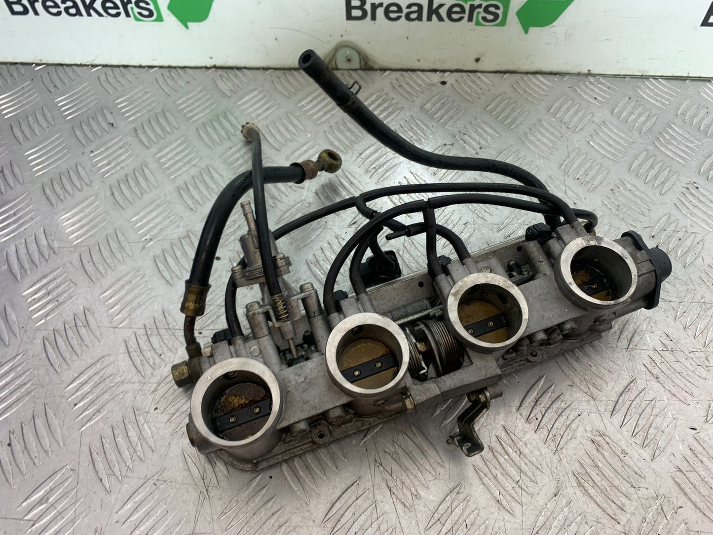 HONDA CBR1100 BLACKBIRD THROTTLE BODIES  YEAR 1999-2005 (CMB1232)