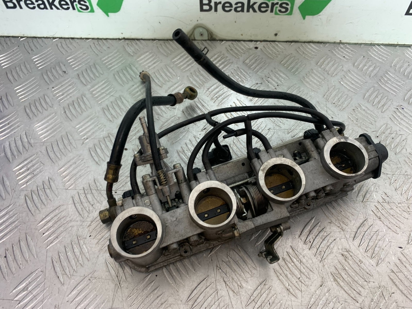 HONDA CBR1100 BLACKBIRD THROTTLE BODIES  YEAR 1999-2005 (CMB1232)