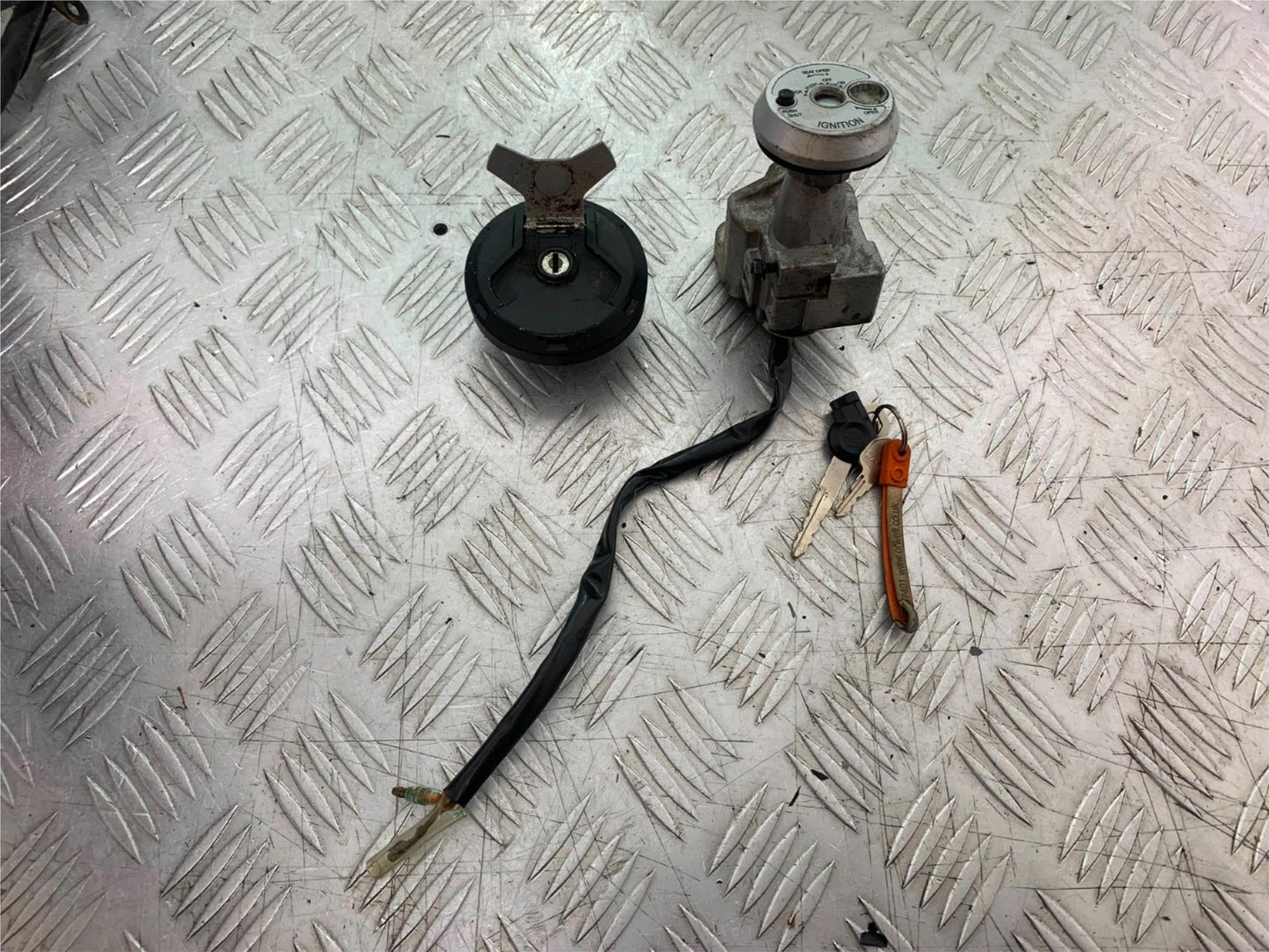YAMAHA NMAX-125 N MAX 125 LOCKS AND KEY   YEAR 2015-2020  (CMB1231)