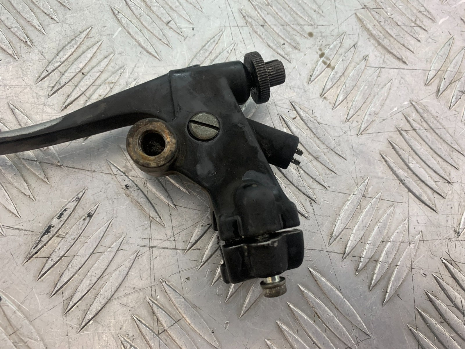 BENELLI BN125 BN 125 CLUTCH LEVER AND BRACKET   YEAR 2018-2021 (CMB1194)