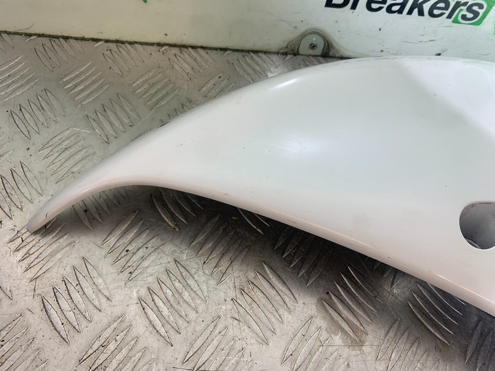 YAMAHA YZF R1 14 B BIG BANG LEFT FAIRING PANEL   2009-14 (CMB1175)