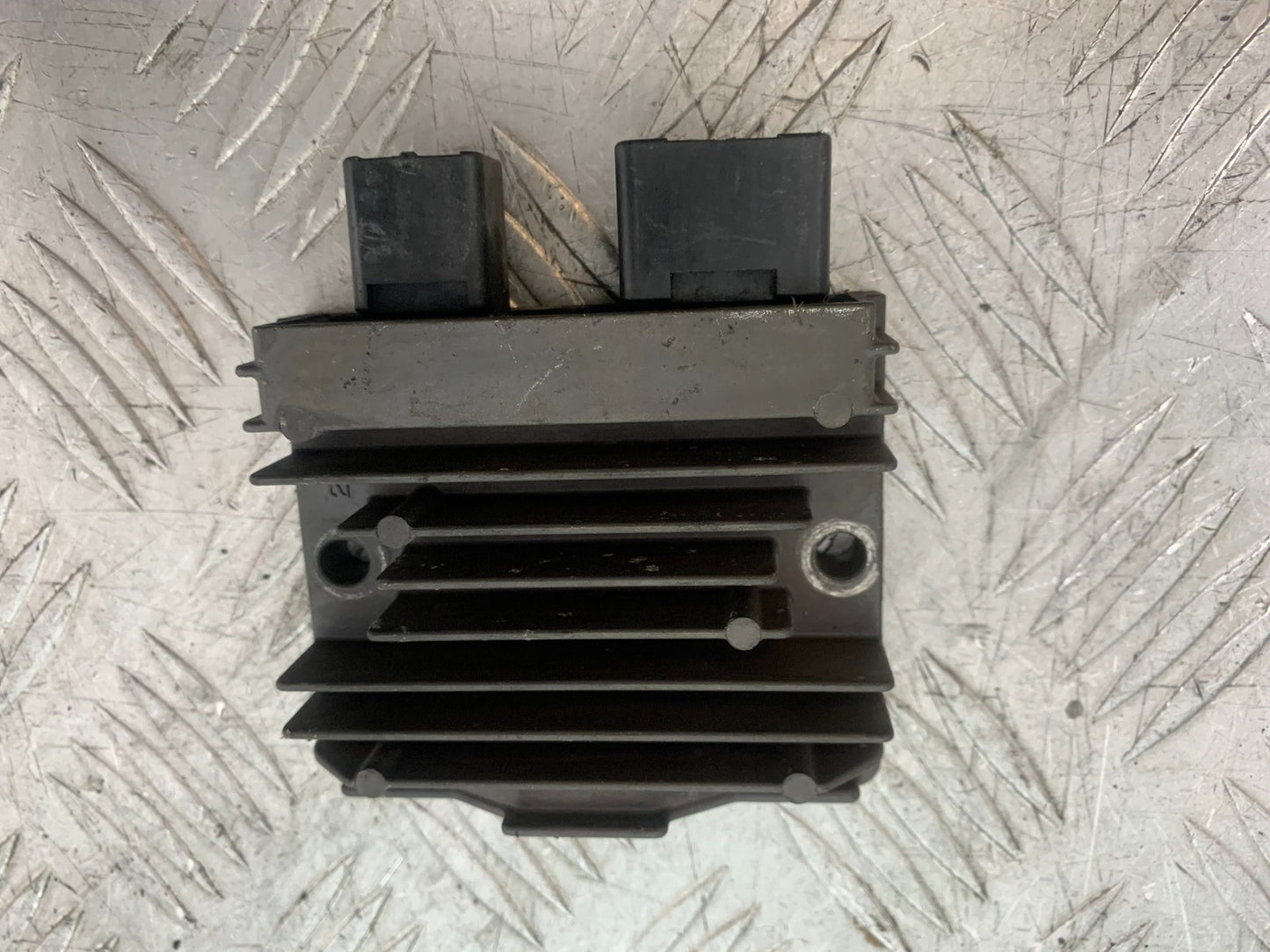 HONDA CBF600 CBF 600 REGULATOR   YEAR 2004-07  (CMB1305)
