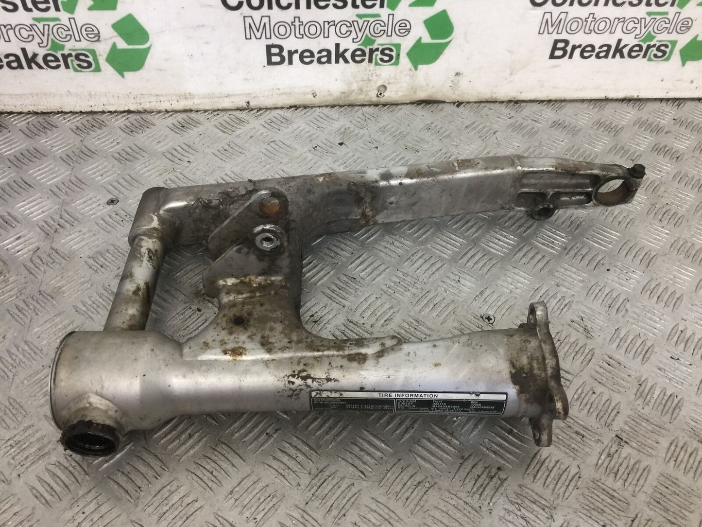 HONDA NT650 V DEAUVILLE SWINGARM  YEAR 1998-06 (STOCK NO 843)