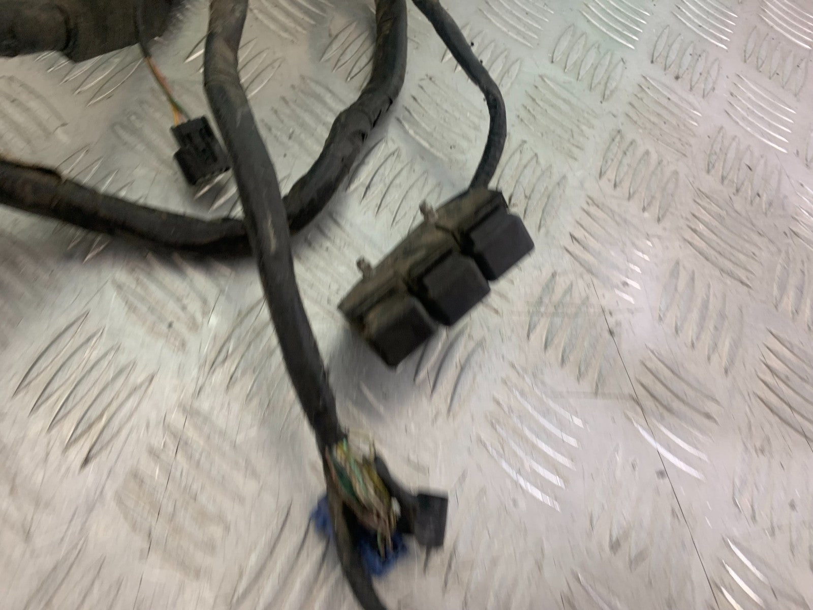 HONDA CBR600 CBR 600 RR WIRING LOOM   YEAR 2003-2004 CMB1173)
