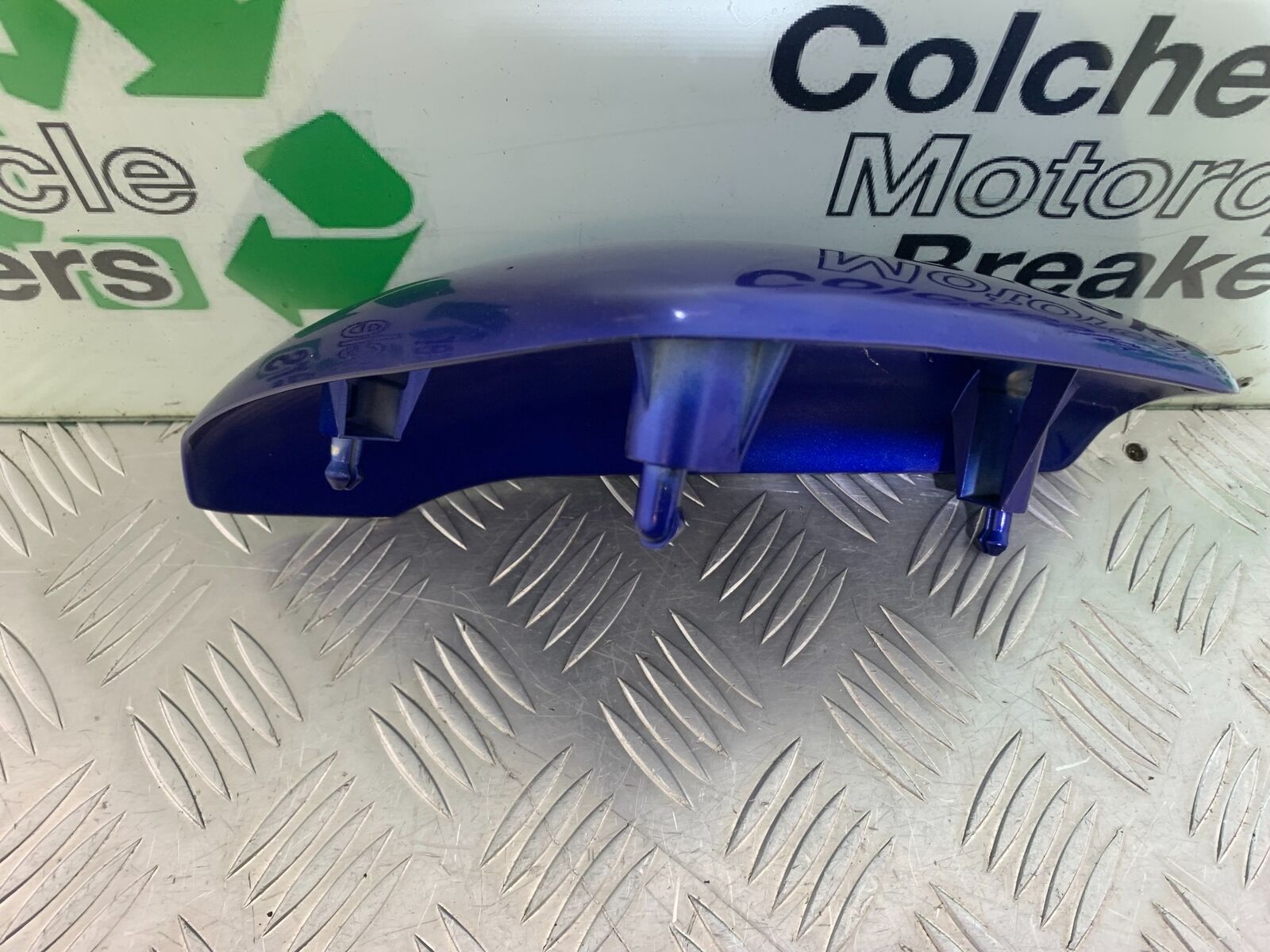 TRIUMPH THUNDERBIRD 1600 RIGHT SEAT PANEL   YEAR 2011 (CMB1107)
