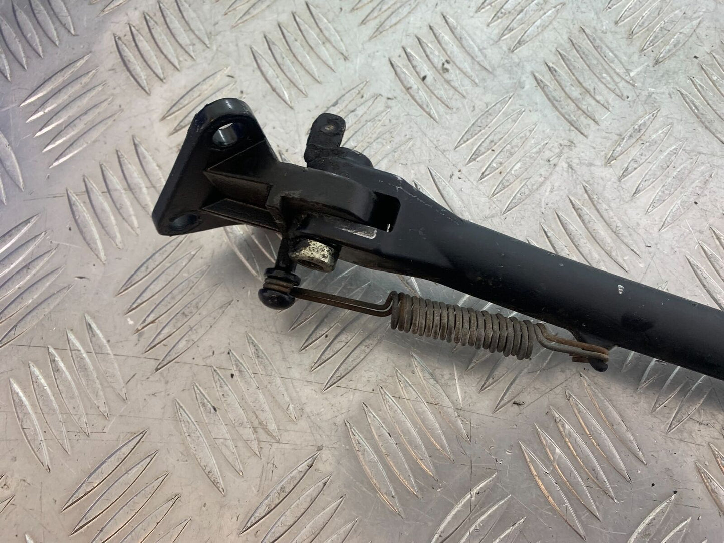 TRIUMPH 955i SPRINT ST SIDE STAND  YEAR 1999-2004 (CMB1124)