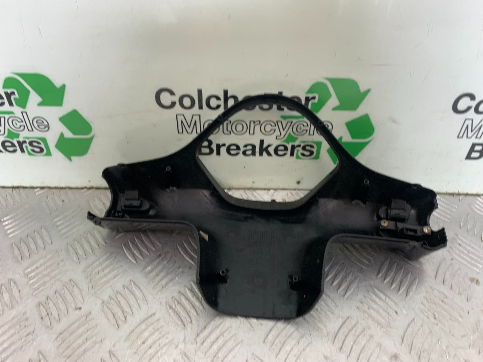 PIAGGIO VESPA GT125 L SWITCHES AND PANEL COVER YEAR 2003  (CMB1300)
