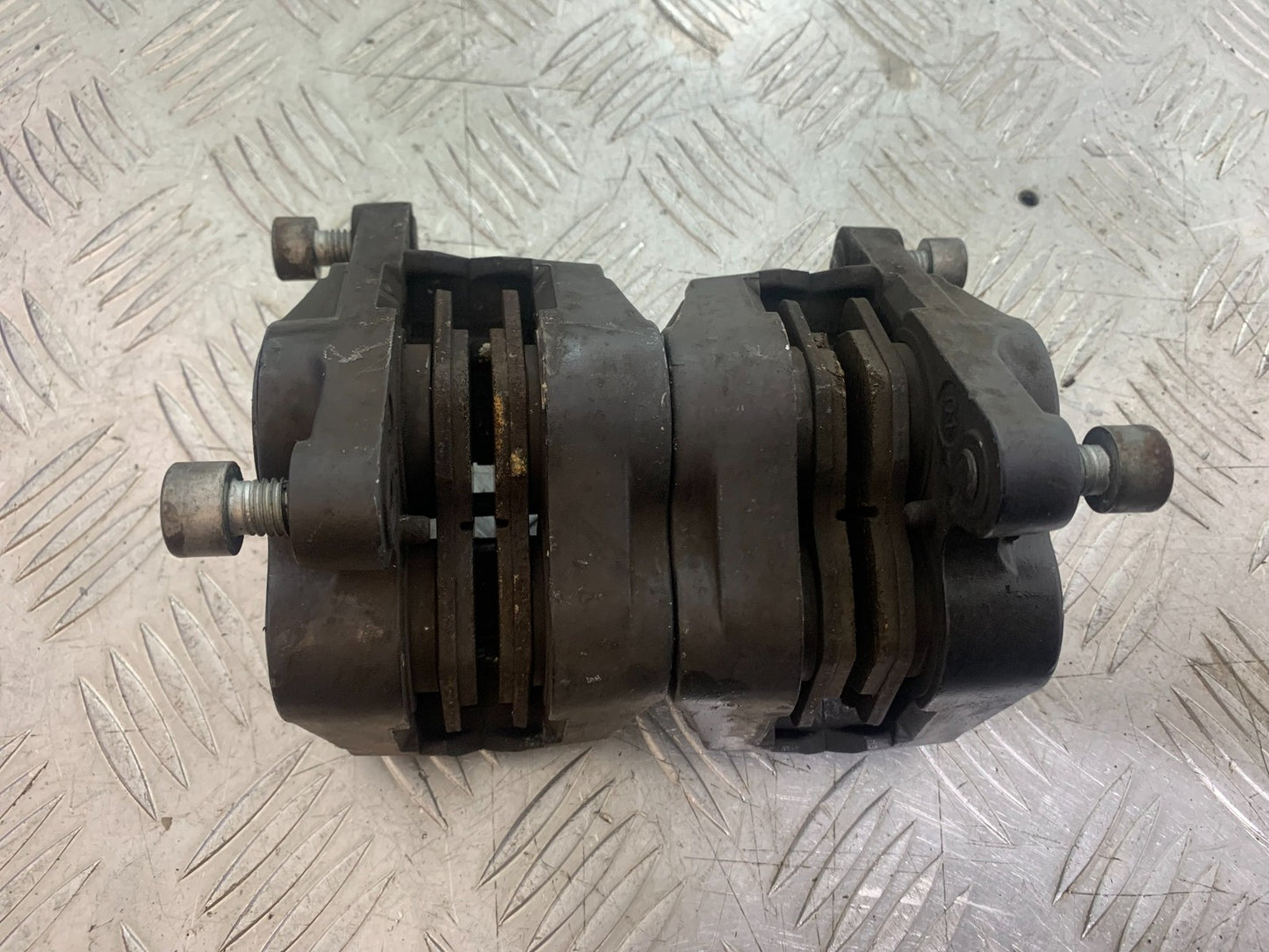 BMW R850 R R850R FRONT BRAKE CALIPERS   YEAR 1994-2002 (CMB1170)