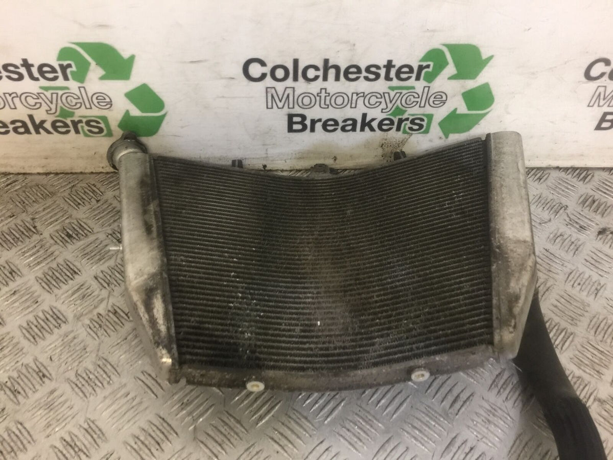 SUZUKI GSXR1000 GSXR 1000 L3 RADIATOR   YEAR 2013 (STOCK 671)