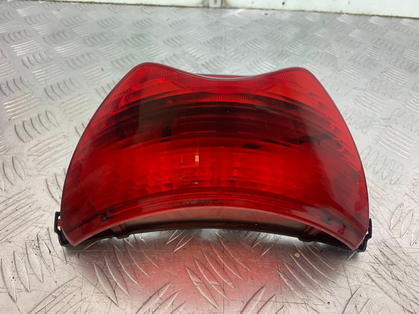 HONDA CBR600 CBR 600 FX FY REAR LIGHT  YEAR 1999-2000 (CMB1287)