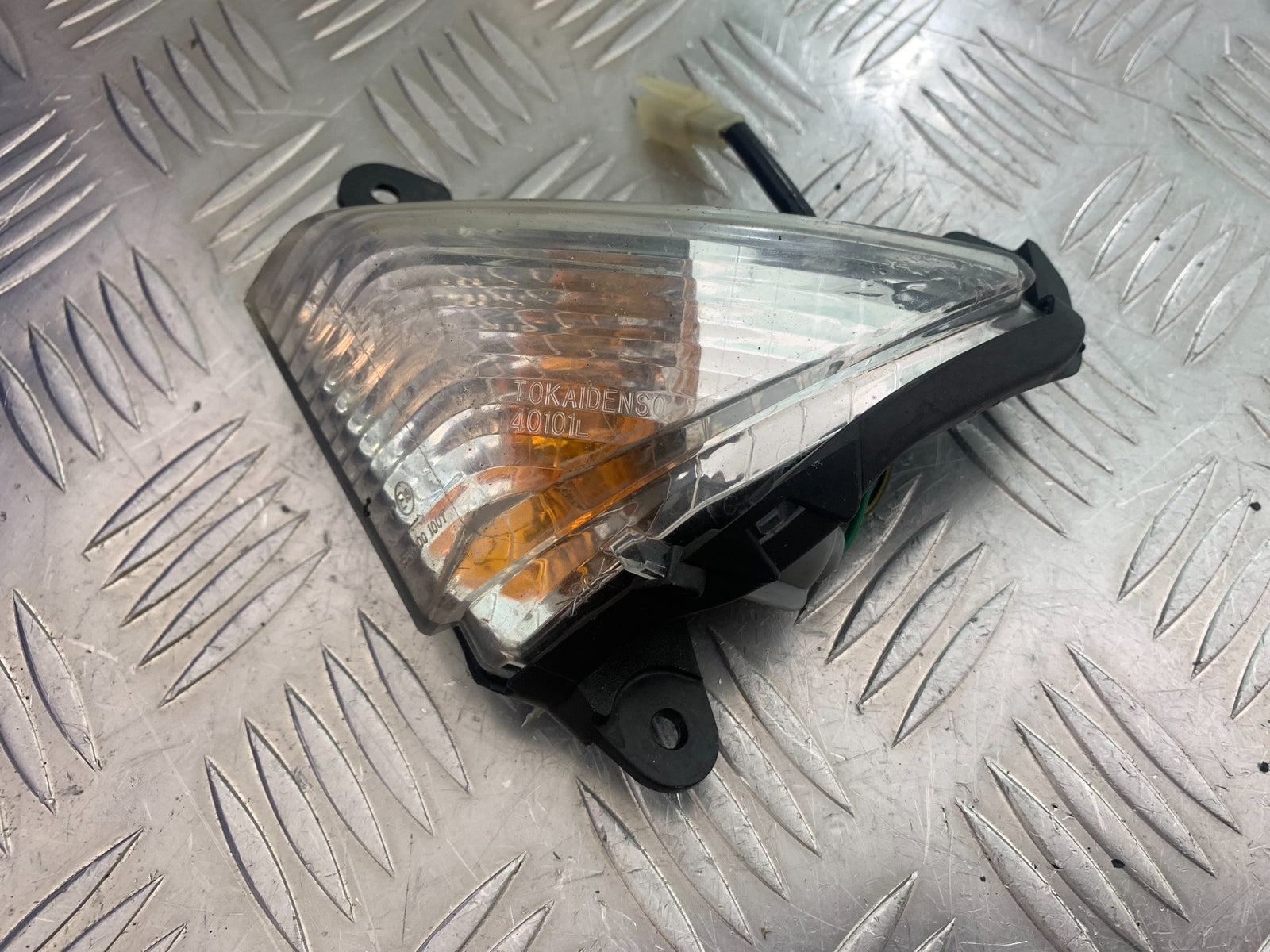 KAWASAKI ZX6R LEFT FRONT INDICATOR  YEAR 2009-2012 (CMB1136)