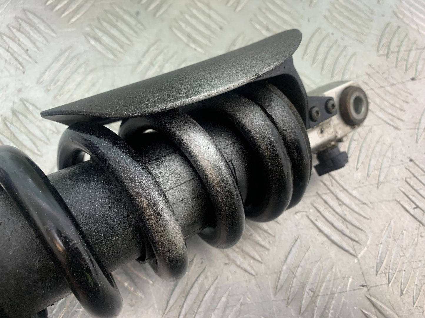 BMW R1200 R 1200 GS REAR SHOCK  YEAR 2013-2016 (CMB1257)