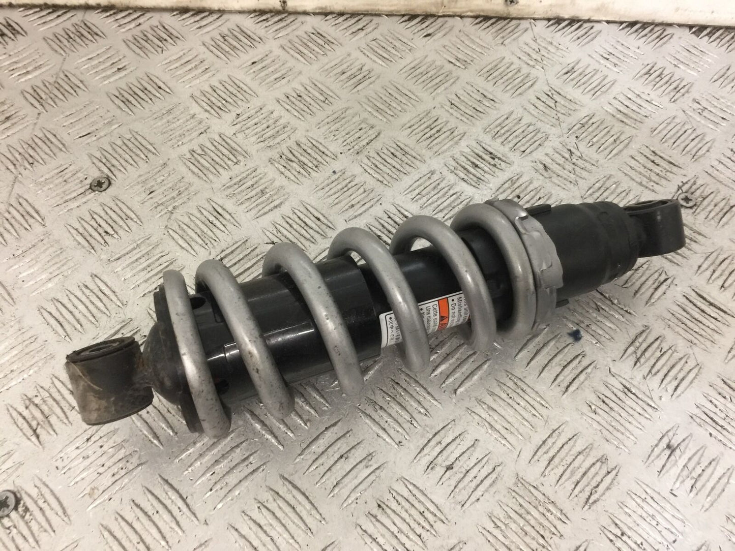 KAWASAKI NINJA 650 REAR SHOCK  YEAR 2021 (STOCK 805)