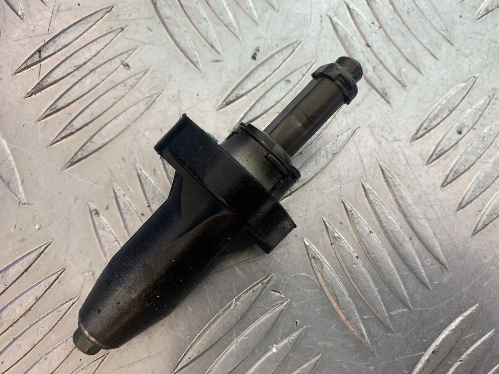 HONDA CBF600 CBF 600 CAM CHAIN TENSIONER   YEAR 2004 -07  (STOCK 965)