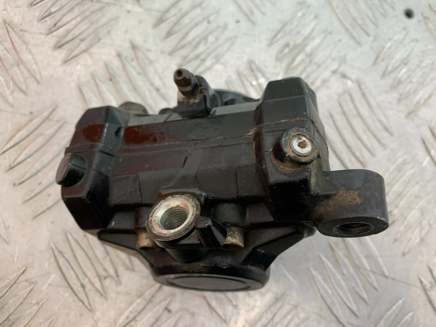 YAMAHA XJ600 XJ 600 DIVERSION REAR BRAKE CALIPER  1998-2000 (CMB1191)