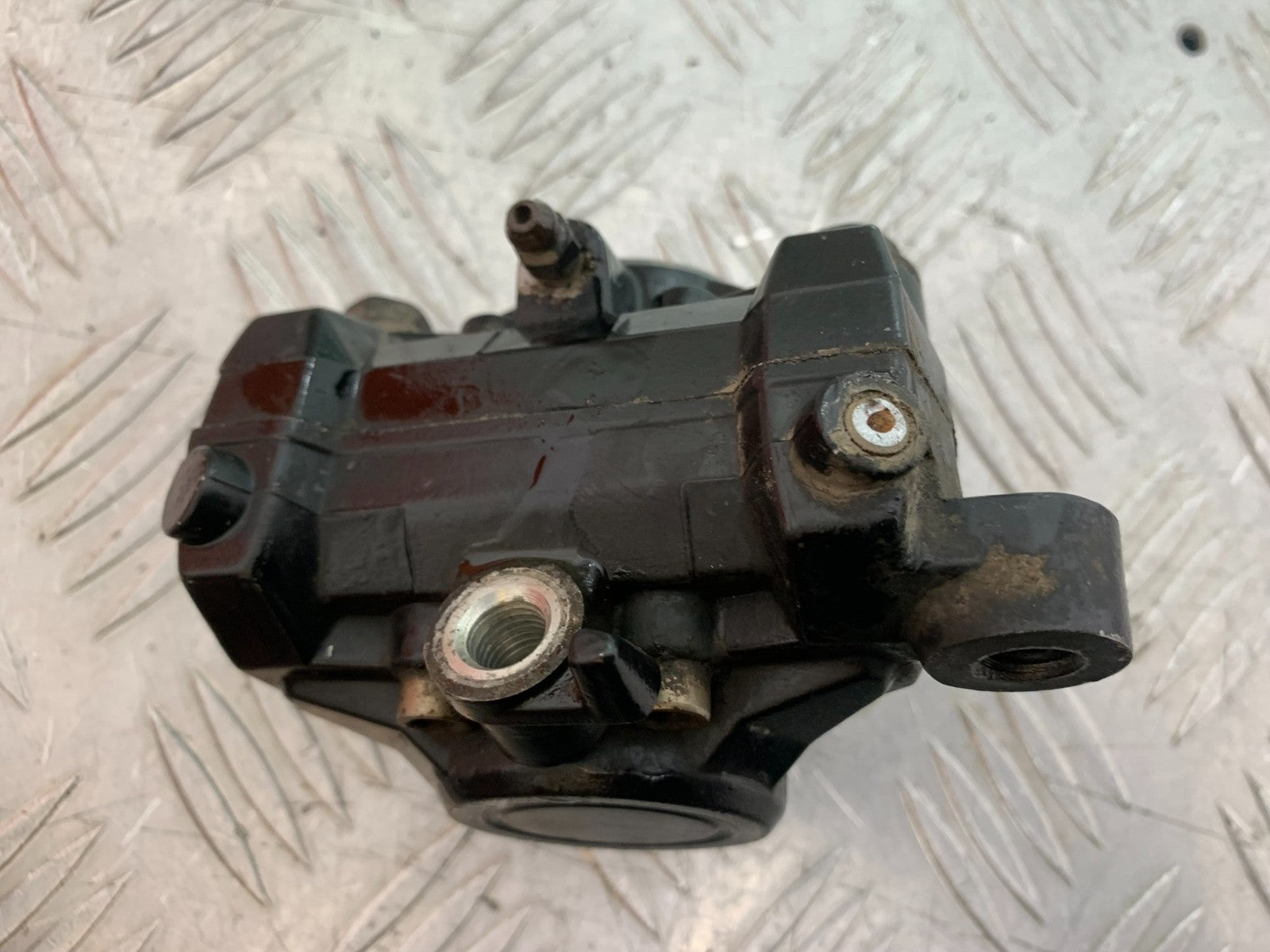 YAMAHA XJ600 XJ 600 DIVERSION REAR BRAKE CALIPER  1998-2000 (CMB1191)