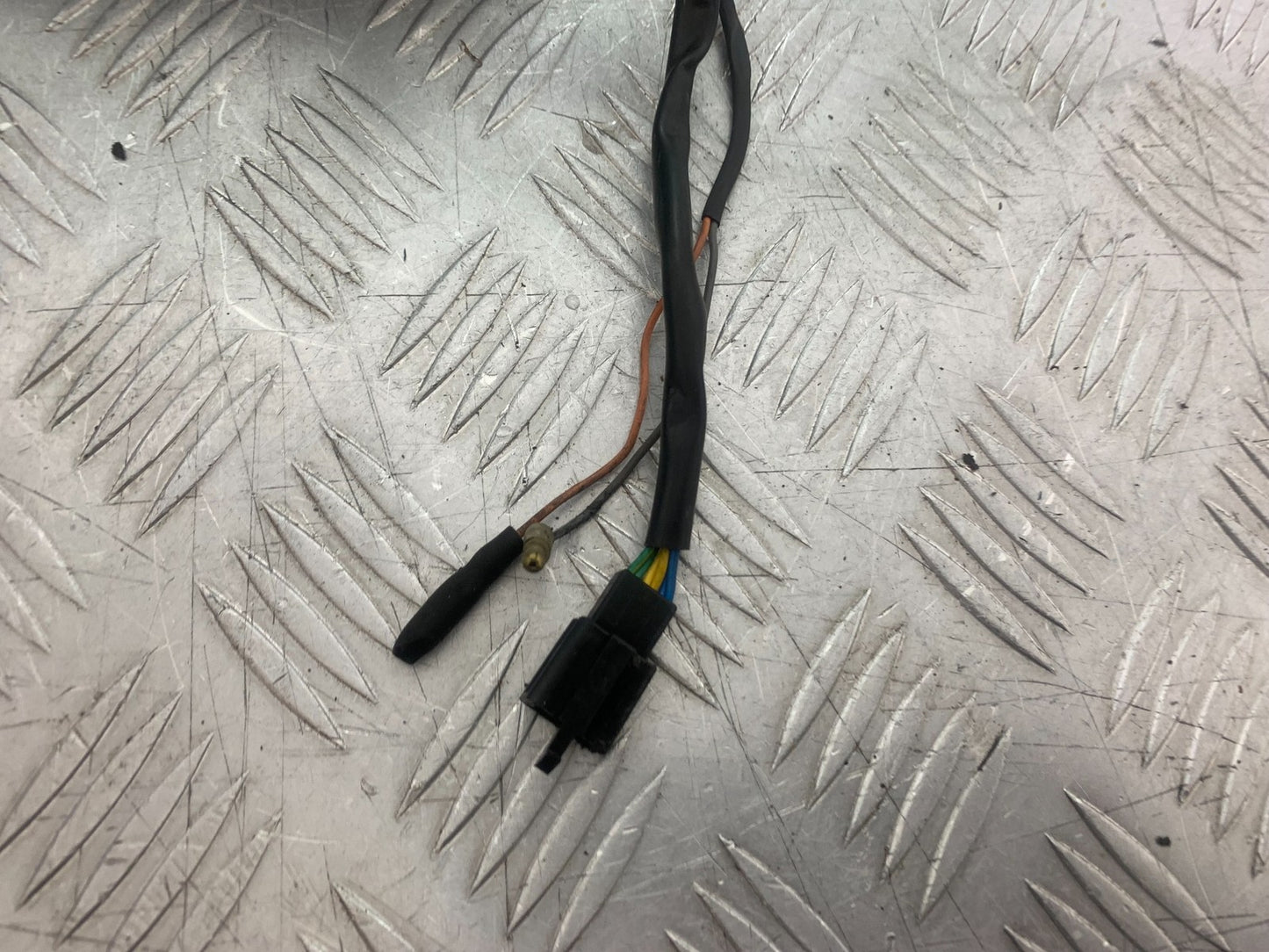 APRILIA SL750 SL 750 SHIVER REAR LIGHT YEAR 2008-2016 (CMB1242)