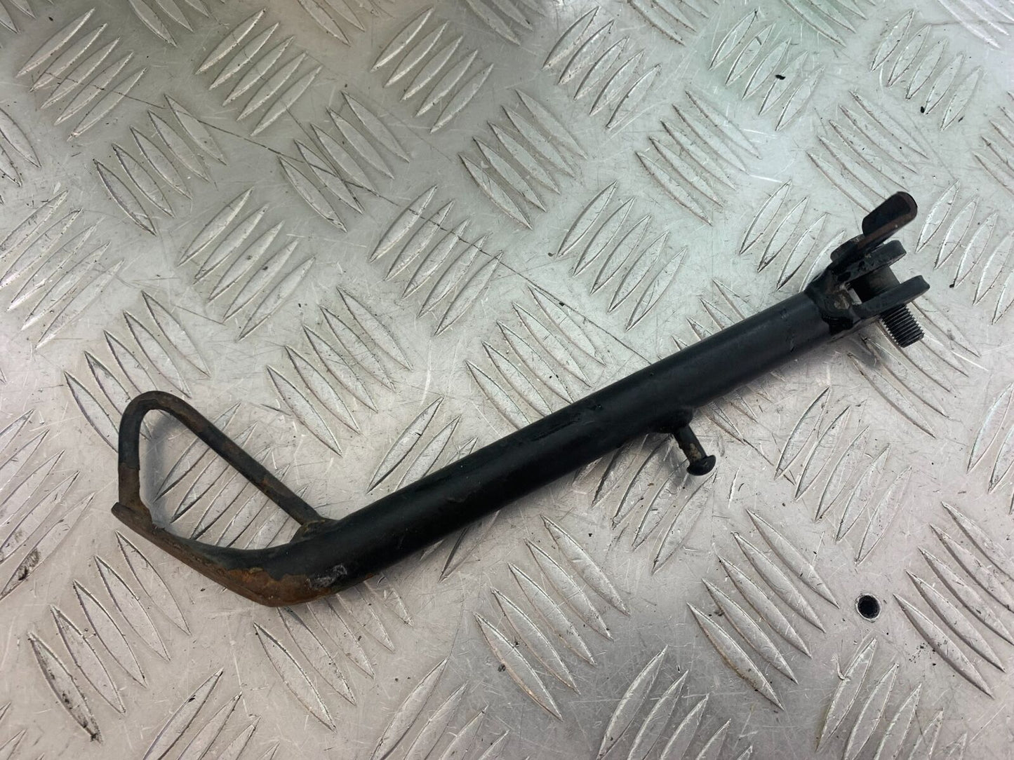 SUZUKI AN 200 UN 200 BURGMAN SIDE STAND YEAR 2007-09 (CMB1128)