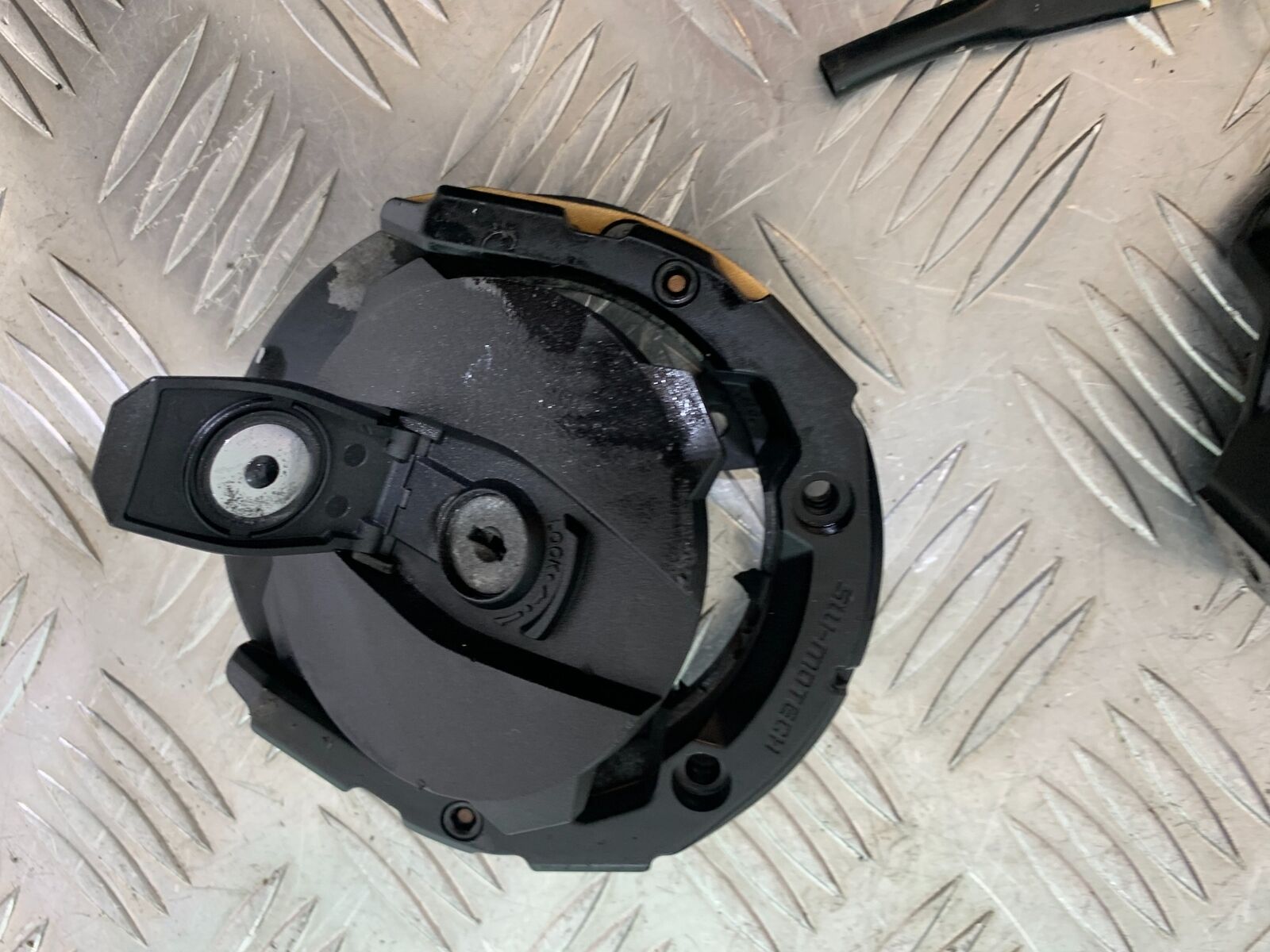 KAWASAKI NINJA 650 LOCKS AND KEY   YEAR 2017-2019 (CMB1018)