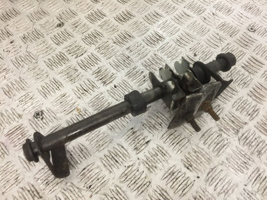 SUZUKI SV650 SV 650 REAR WHEEL SPINDLE   YEAR 2004 (STOCK 791)