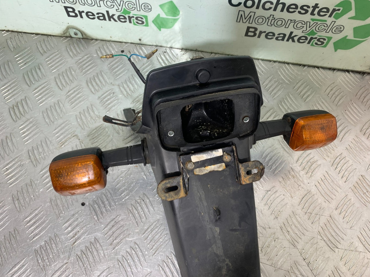 HONDA CG125 CG 125 REAR MUDGUARD AND INDICATORS  YEAR 1998-2000 (CMB1282)