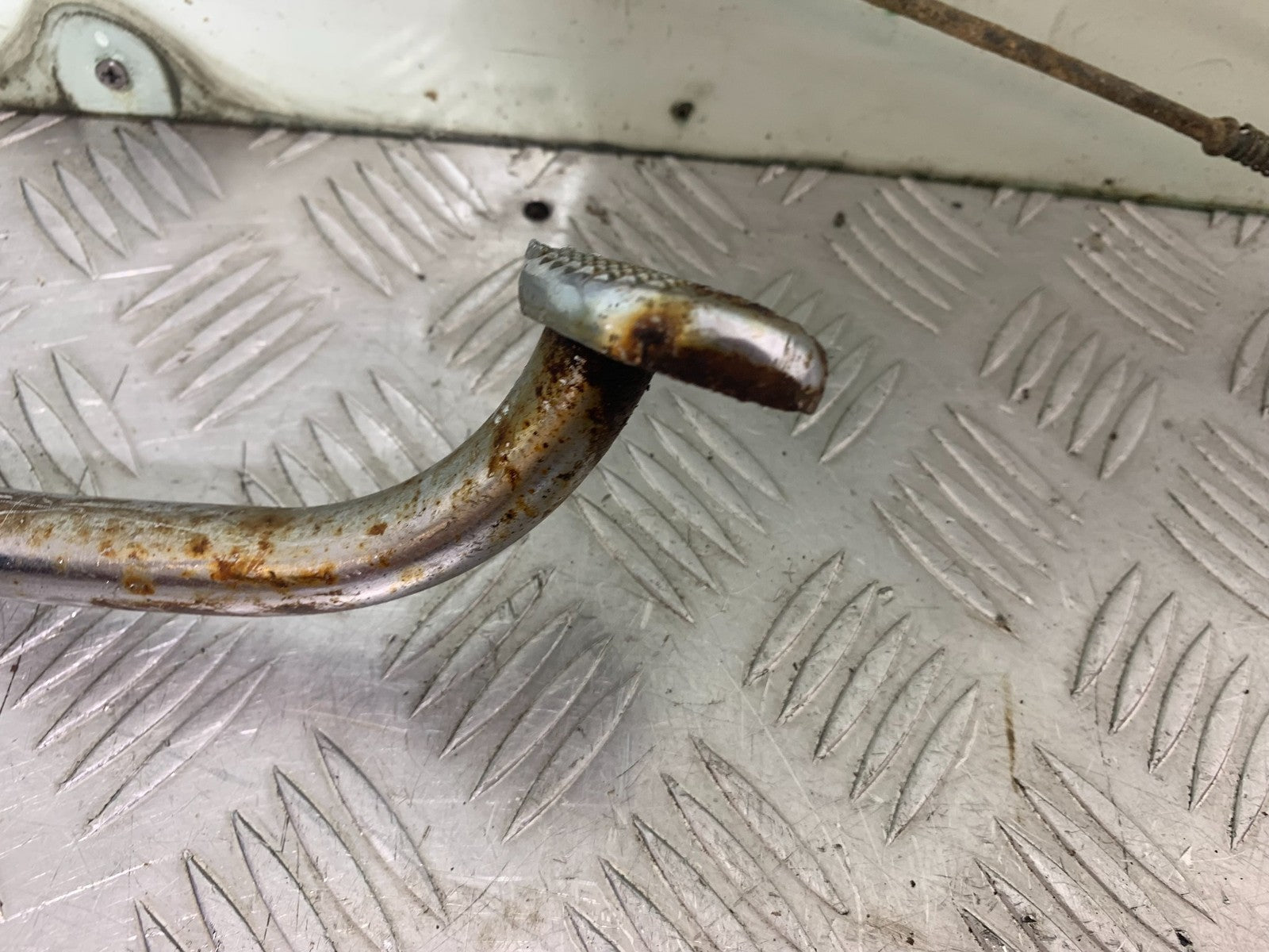 HONDA CG125 CG 125 REAR BRAKE PEDAL AND ROD  YEAR 1998-2000 (CMB1282)