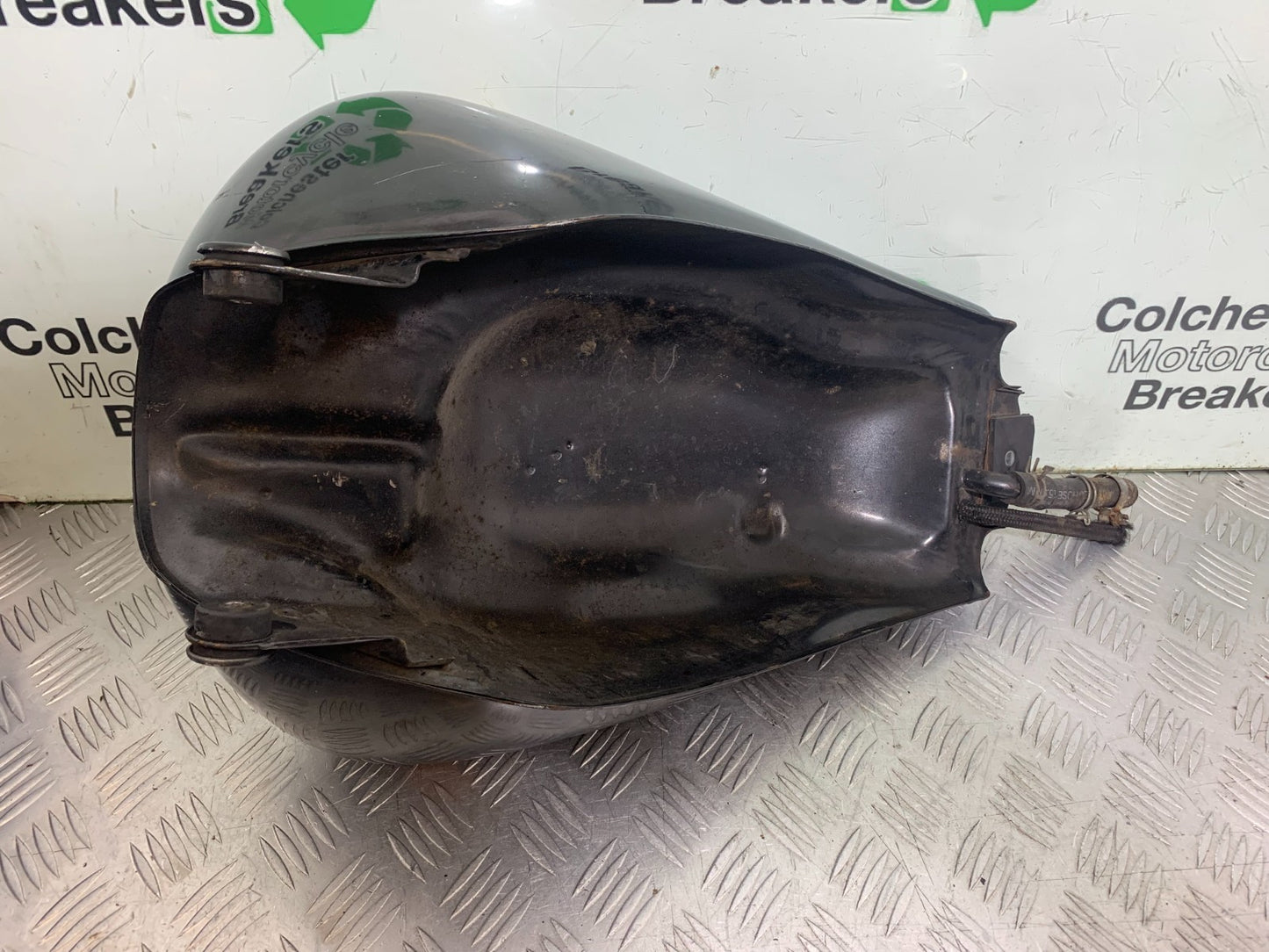 HONDA VT700 VT 700 SHADOW PETROL TANK  YEAR 1984-85 (CMB1328)