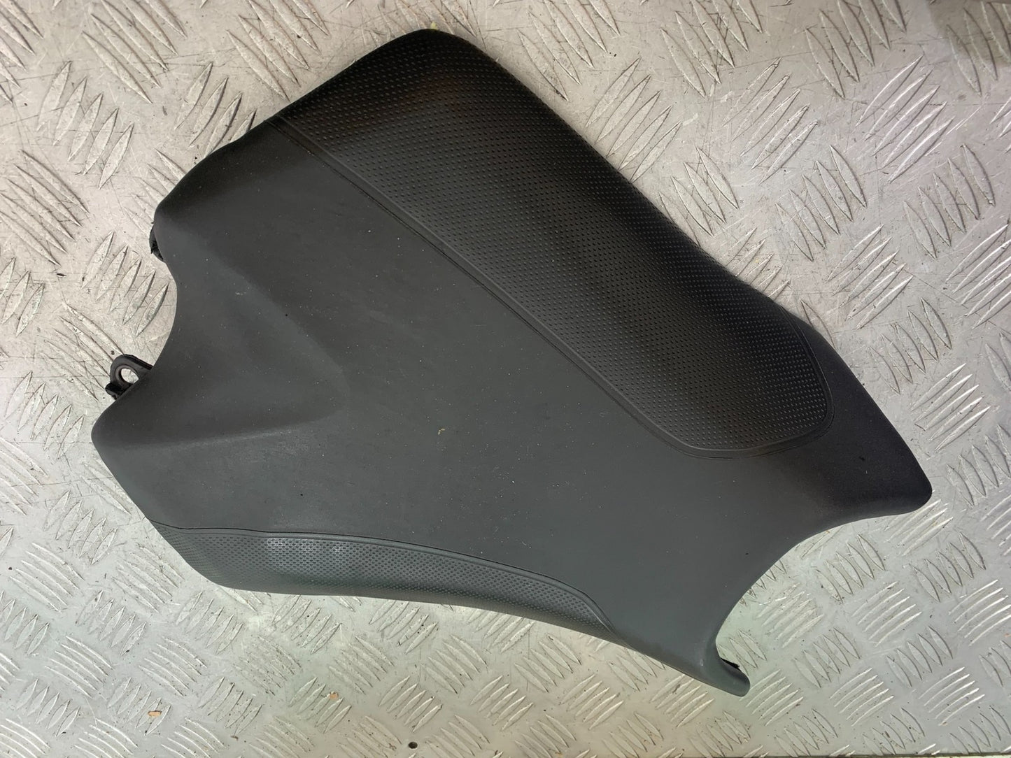 APRILIA TUONO 1000 V4R FRONT SEAT YEAR 2011-13  (CMB1316)