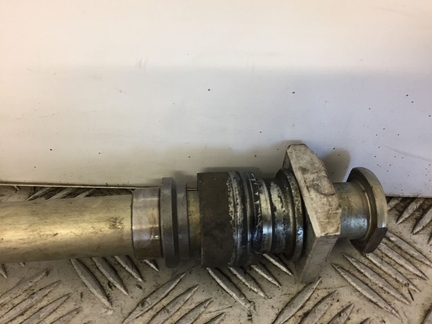KAWASAKI ZX636 ZX 636 REAR WHEEL SPINDLE   YEAR 2013-2016