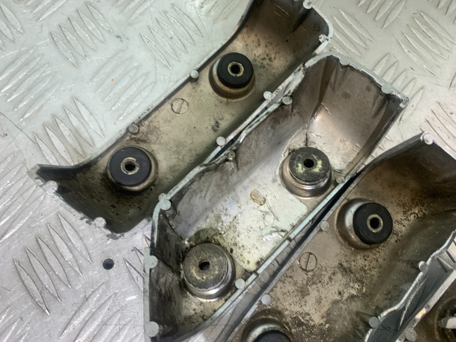 YAMAHA XV535 XV 535 VIRAGO CYLINDER HEAD COVERS   YEAR 1994-02 (CMB1162)