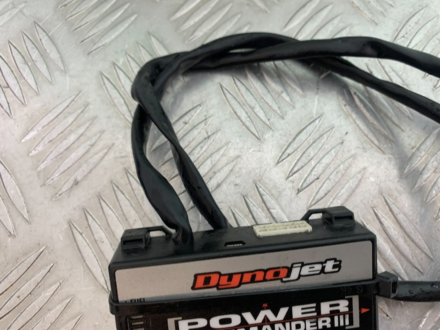 SUZUKI SV1000 SV 1000 K4 POWER COMMANDER 111  YEAR 2003-2007 (CMB1042)