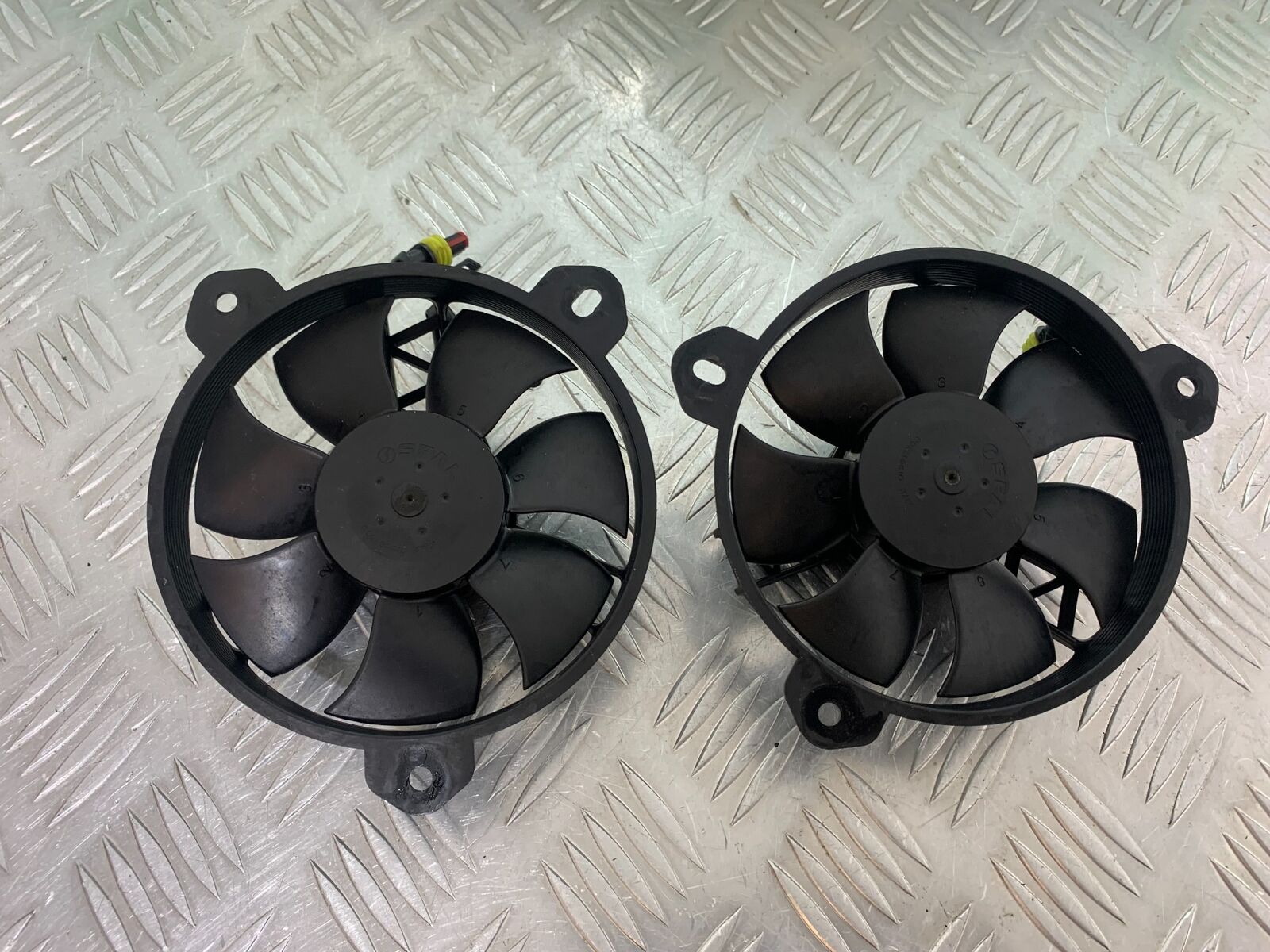 DUCATI STREETFIGHTER 848 RADIATOR FANS  YEAR 2011-2016 (CMB1050)