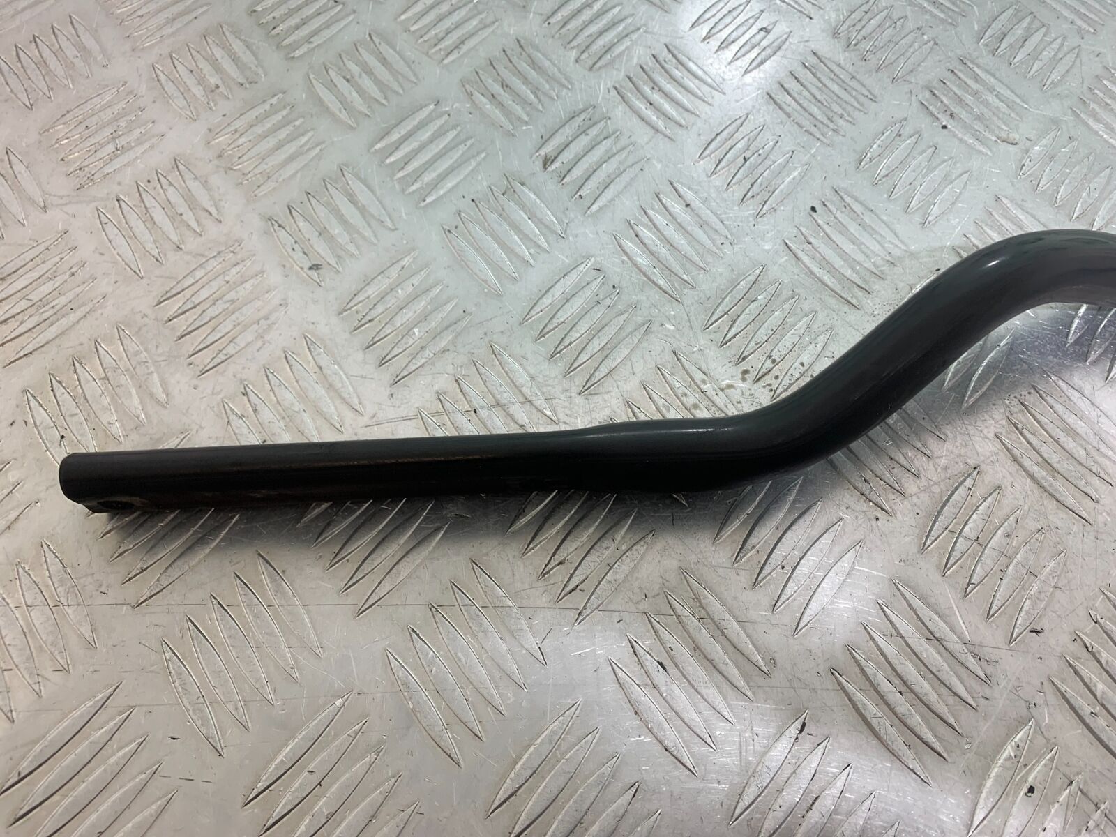 HARLEY DAVIDSON XL883 N IROD SILENCER BRACKET  YEAR 2020  (CMB1116)