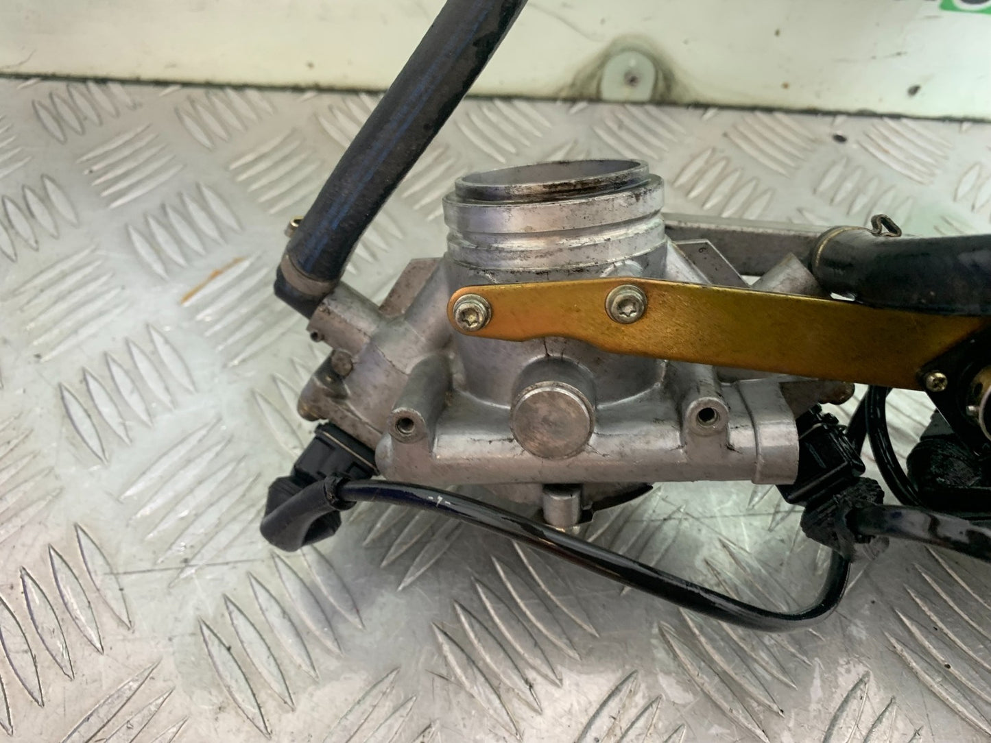 DUCATI 996 SPS 748 916 998 THROTTLE BODIES  1999-2000 (CMB1209)