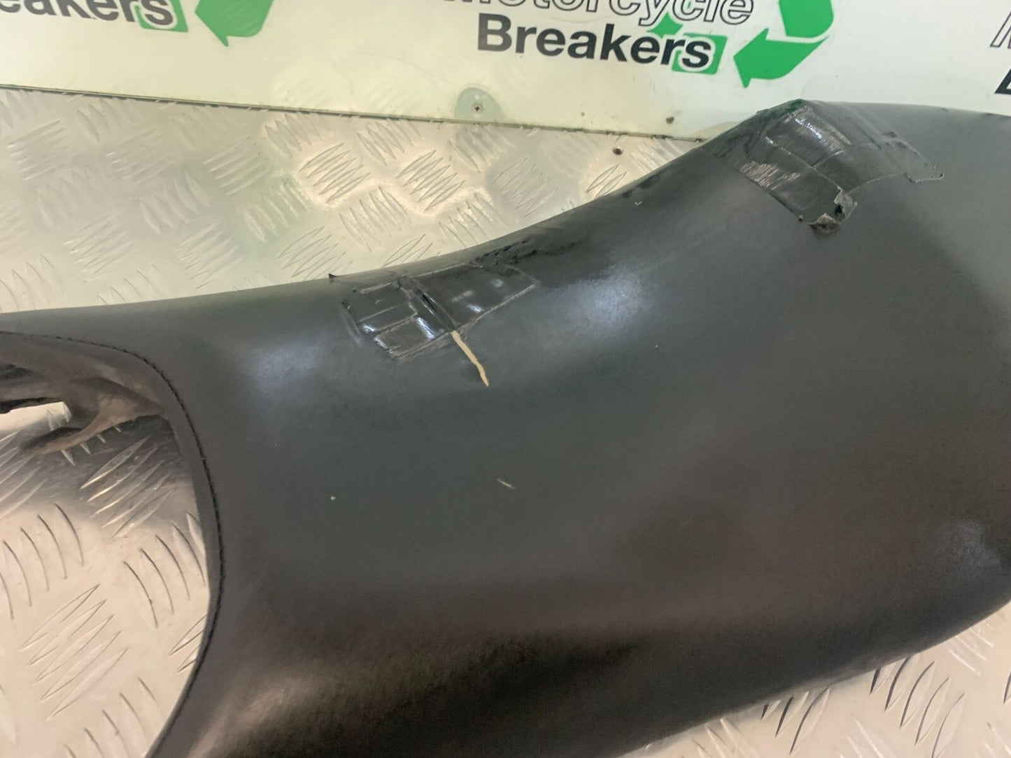 HONDA CBR600 CBR 600 F4I SEAT YEAR 2001-2003  (STOCK 978)