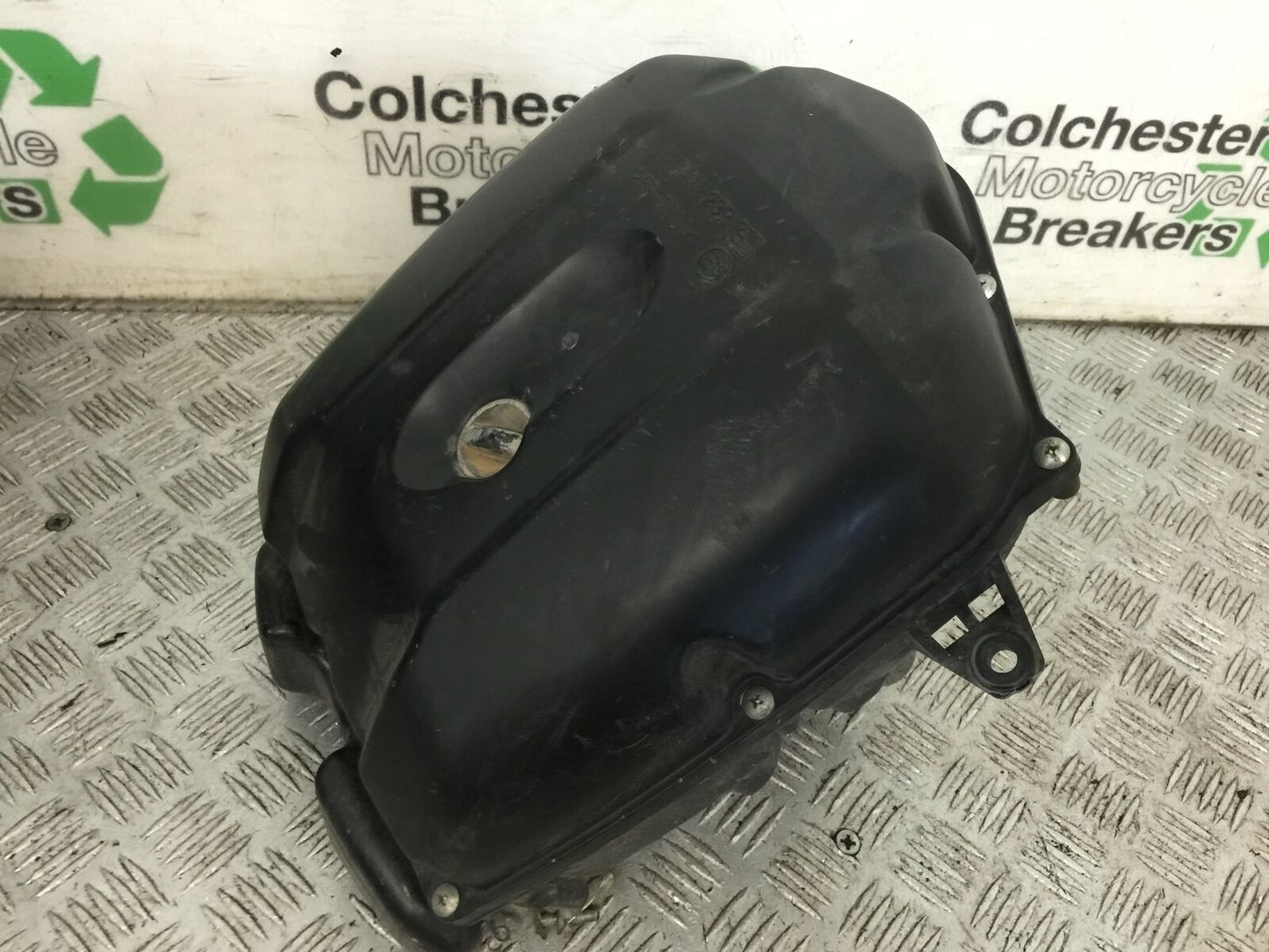 YAMAHA XT1200 Z SUPER TENERE AIRBOX YEAR 2010-2021 (STOCK 894)