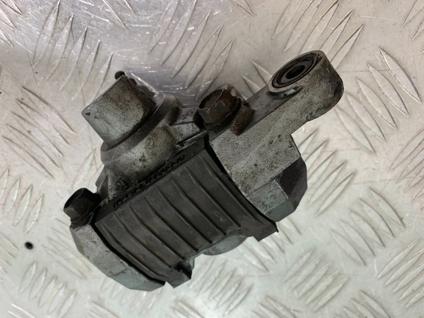 KAWASAKI ZZR1100 D REAR BRAKE CALIPER  YEAR 1993-2001 (CMB1189)