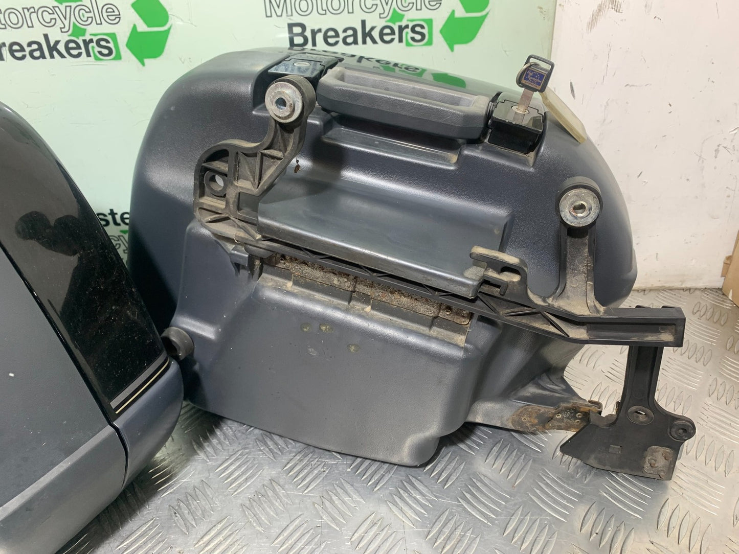 HONDA ST1100 PAN EUROPEAN LEFT AND RIGHT PANNIERS & RAILS  1993-2001 (CMB1195)