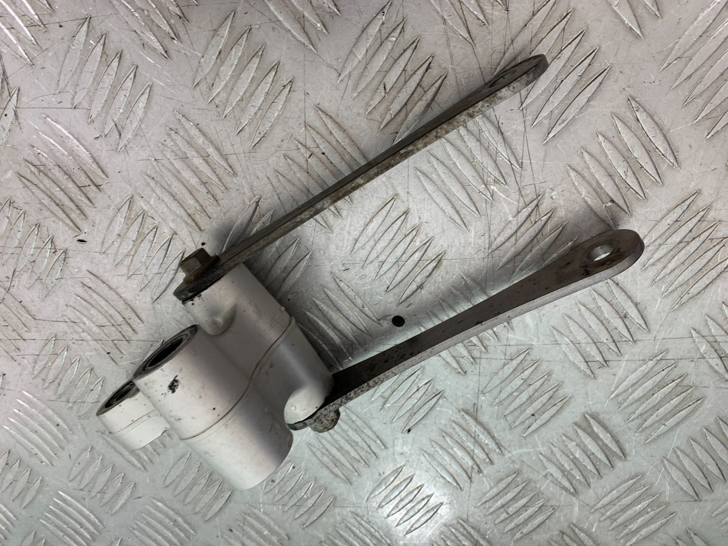 MV AGUSTA 800 F3 REAR SHOCK LINKAGE  YEAR 2017-2019 (CMB1227)